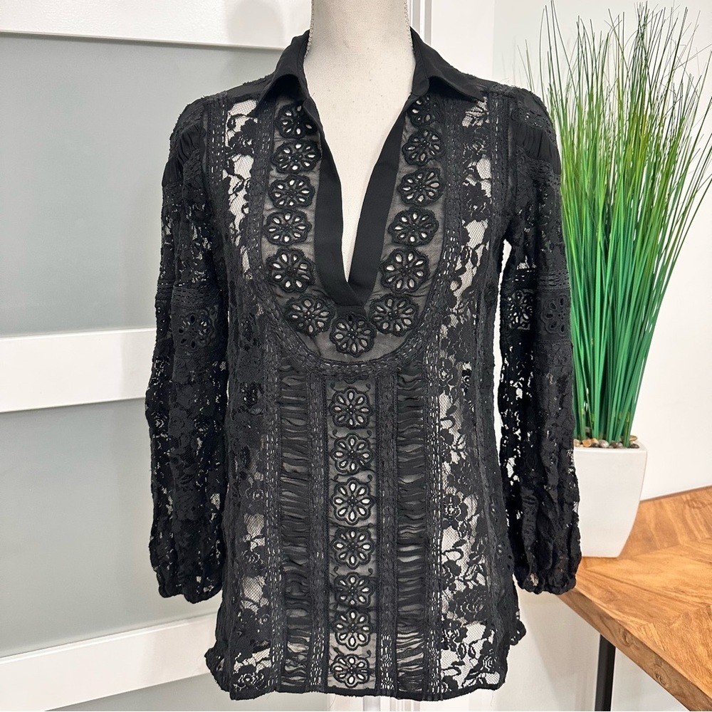 Alice + Olivia Black Sheer Lace Blouse SZ Small Dark Romantic Coquette READ